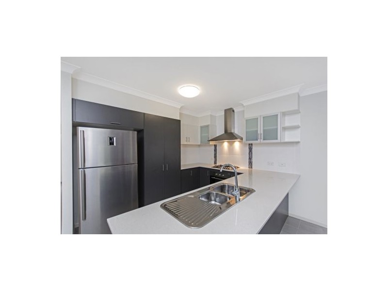 111 Irene Street, Mooroobool QLD 4870
