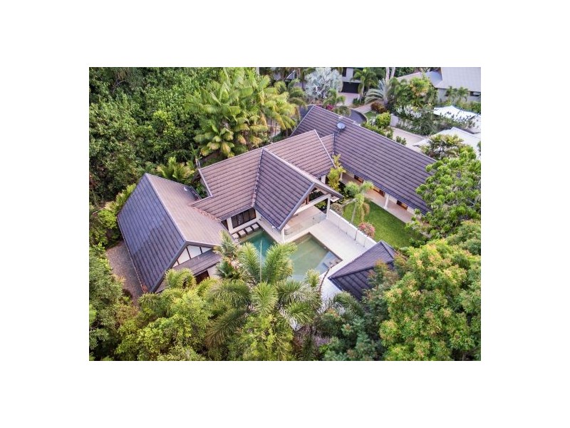 2 ‘The Sands Estate’, 14 Barrier Street, Port Douglas QLD 4877