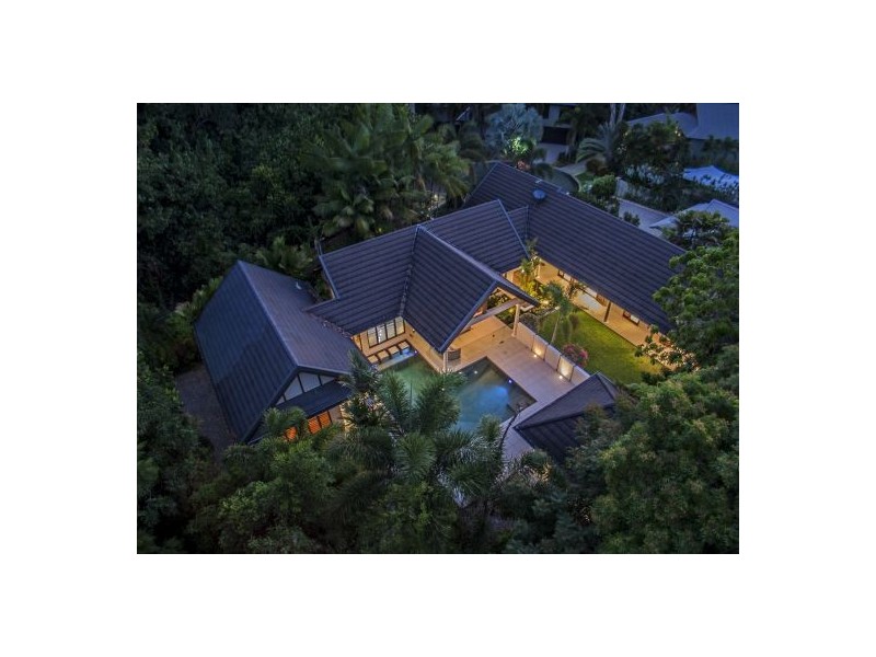 2 ‘The Sands Estate’, 14 Barrier Street, Port Douglas QLD 4877