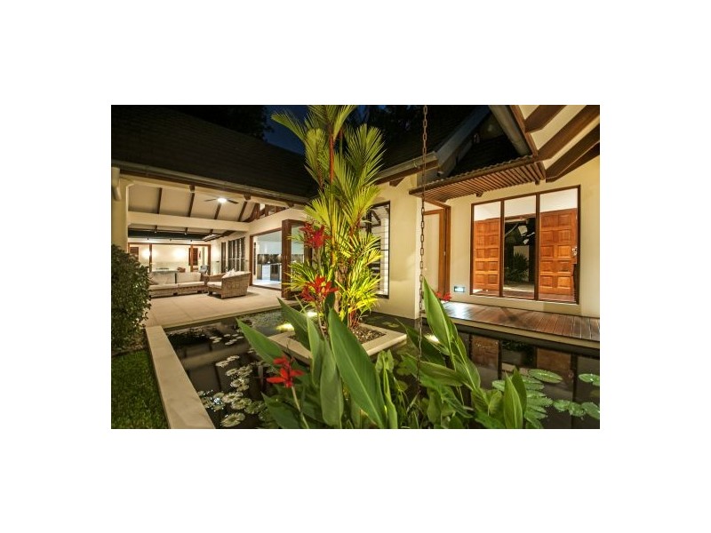 2 ‘The Sands Estate’, 14 Barrier Street, Port Douglas QLD 4877