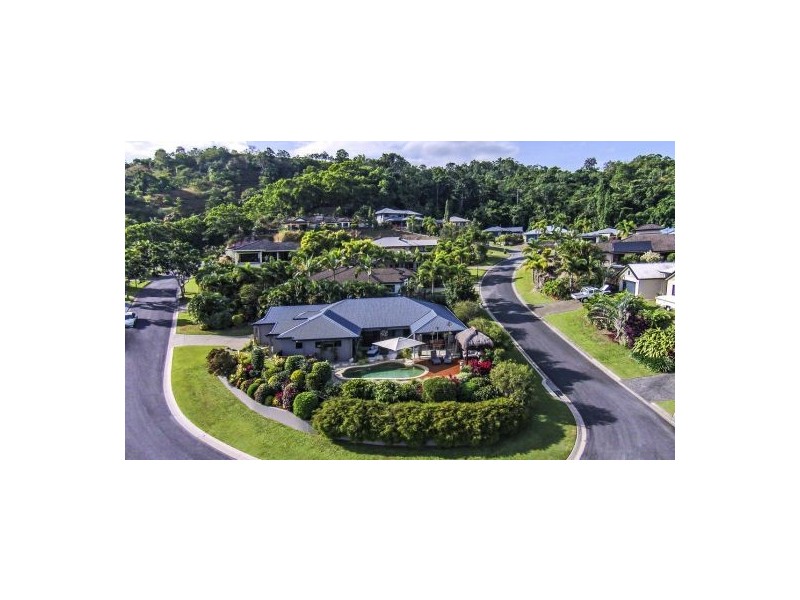 5 Mist Green Close, Brinsmead QLD 4870