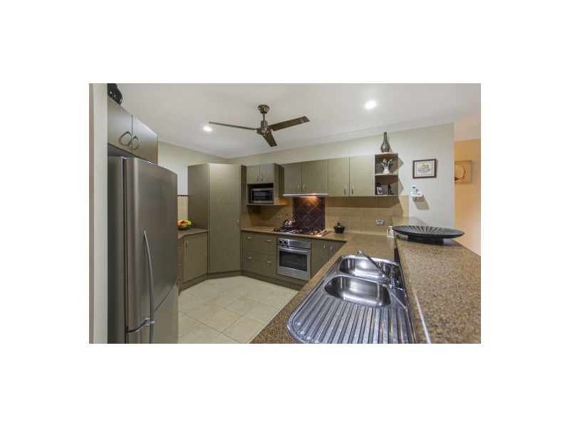 5 Mist Green Close, Brinsmead QLD 4870