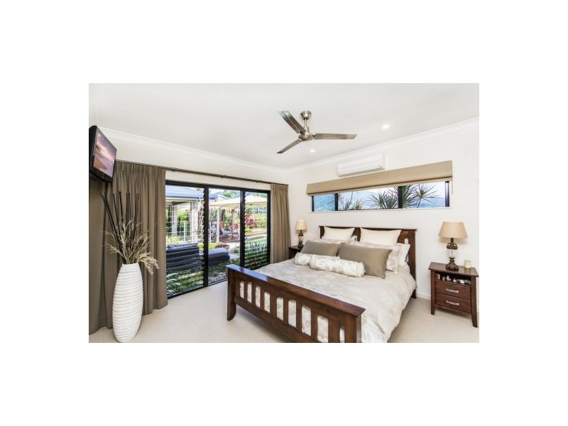 5 Mist Green Close, Brinsmead QLD 4870