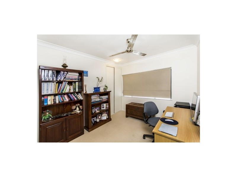 5 Mist Green Close, Brinsmead QLD 4870