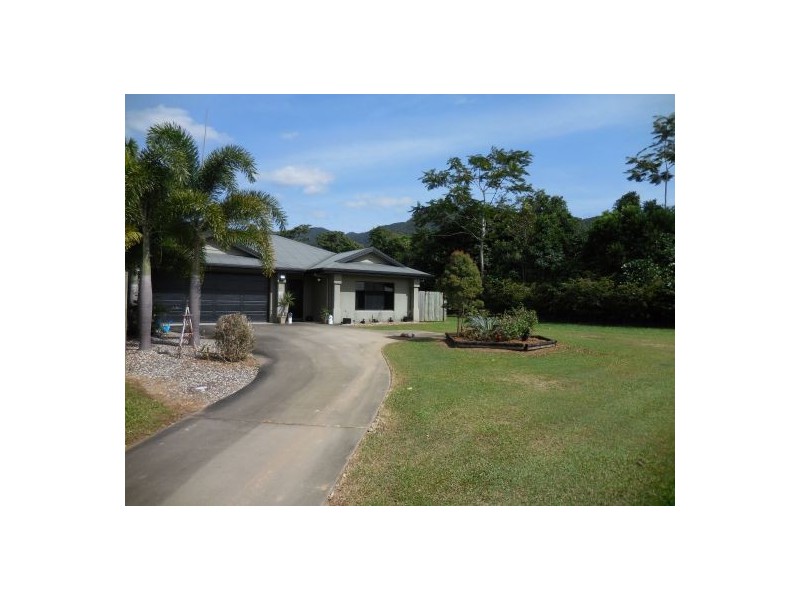 20 Roderick Street, Bentley Park QLD 4869