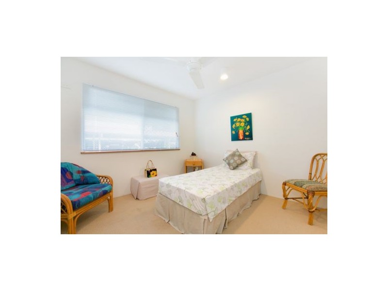 27/1-19 Poinciana Street, Holloways Beach QLD 4878