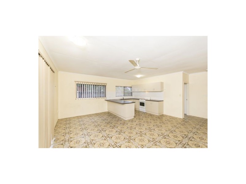 1/193 – 195 Spence Street, Bungalow QLD 4870