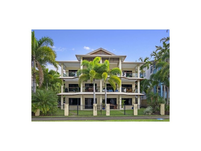 2/73 Sims Esplanade, Yorkeys Knob QLD 4878