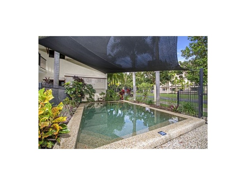 2/73 Sims Esplanade, Yorkeys Knob QLD 4878