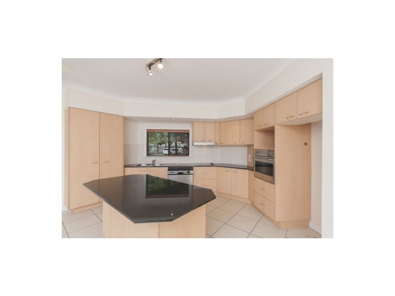 2/73 Sims Esplanade, Yorkeys Knob QLD 4878