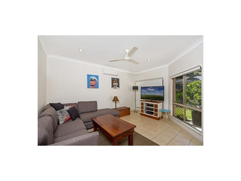 38 William Hickey Street, Redlynch QLD 4870