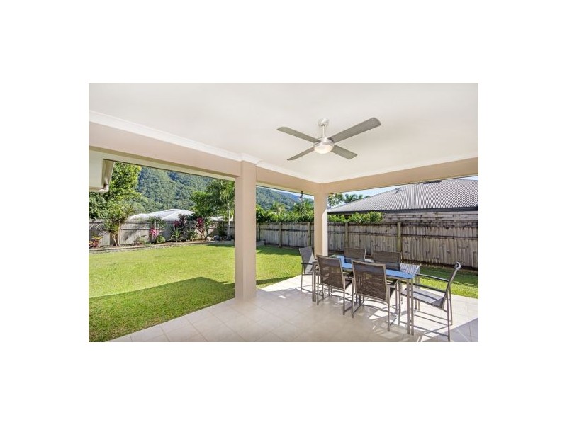 38 William Hickey Street, Redlynch QLD 4870