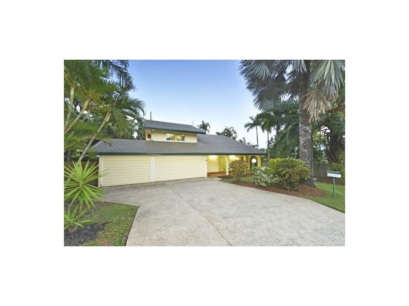 18 Park Street, Whitfield QLD 4870