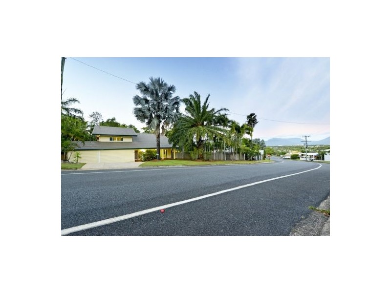 18 Park Street, Whitfield QLD 4870