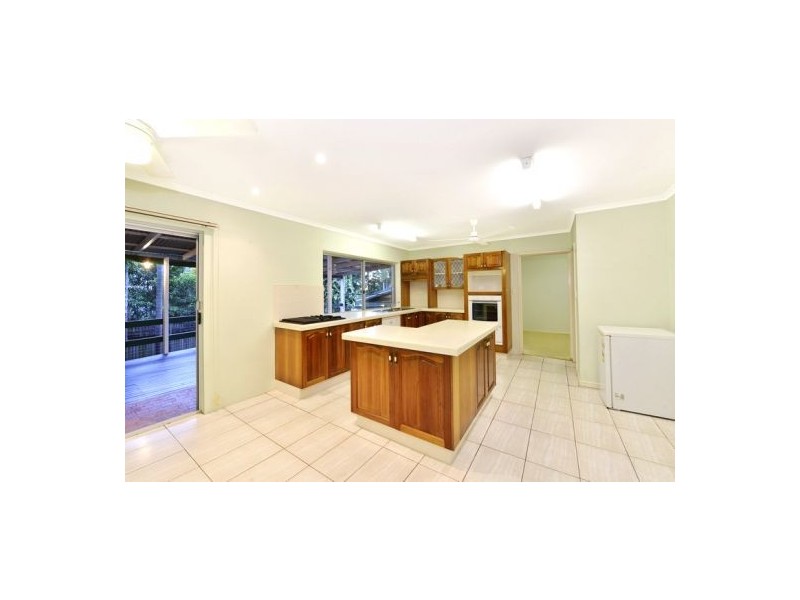 18 Park Street, Whitfield QLD 4870