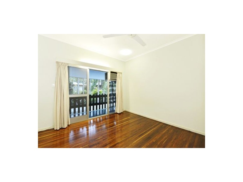 18 Park Street, Whitfield QLD 4870