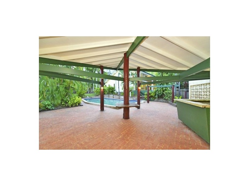 18 Park Street, Whitfield QLD 4870