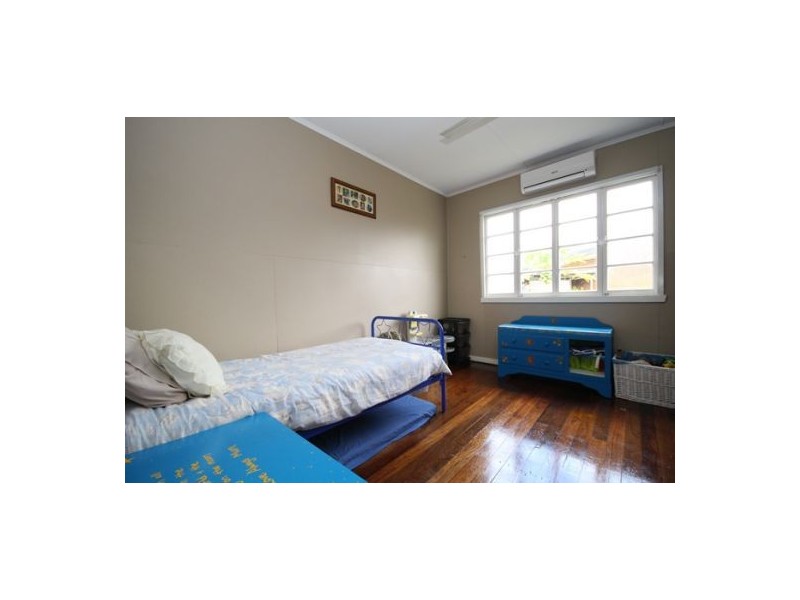 10 Cominos Place, Manunda QLD 4870