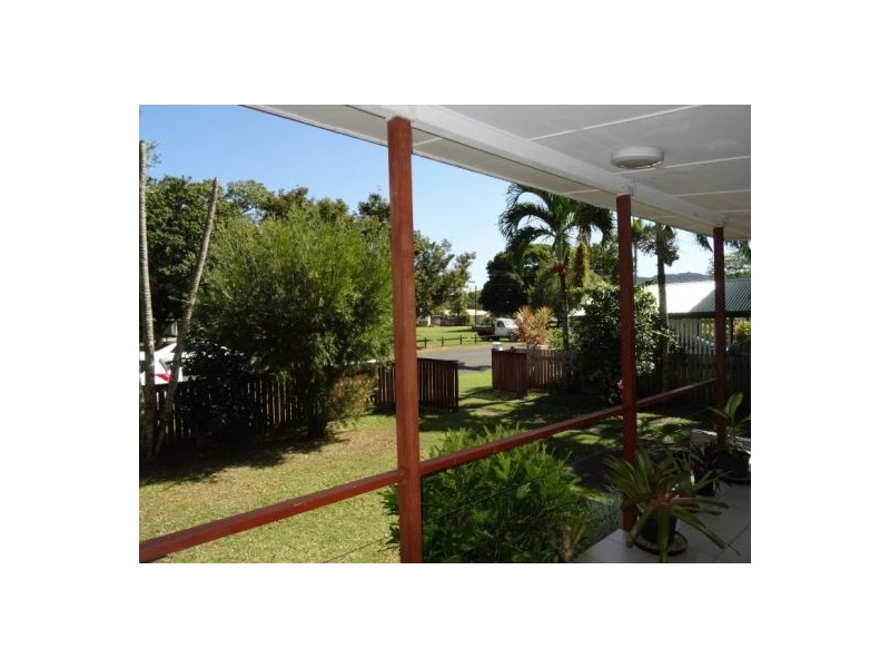 10 Cominos Place, Manunda QLD 4870