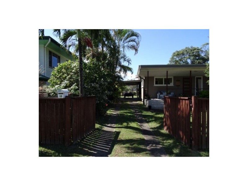 10 Cominos Place, Manunda QLD 4870