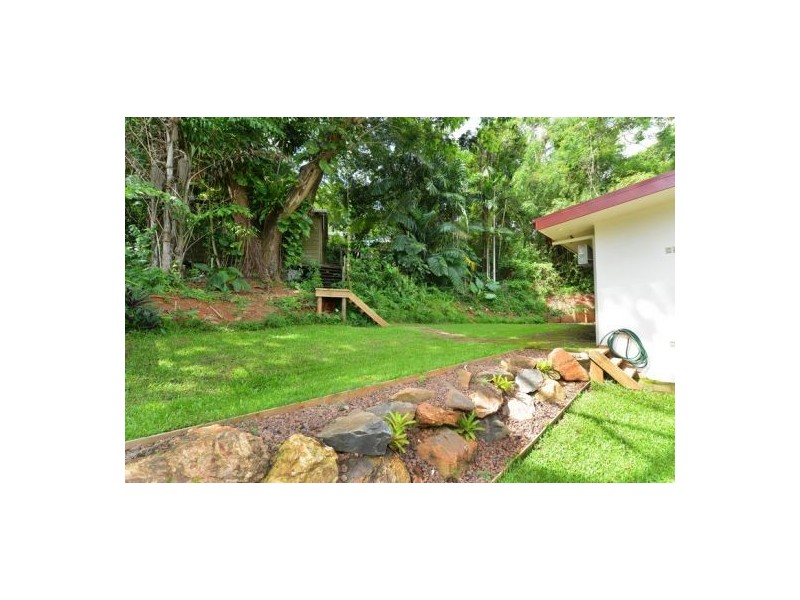 5 Alison Close, Edge Hill QLD 4870