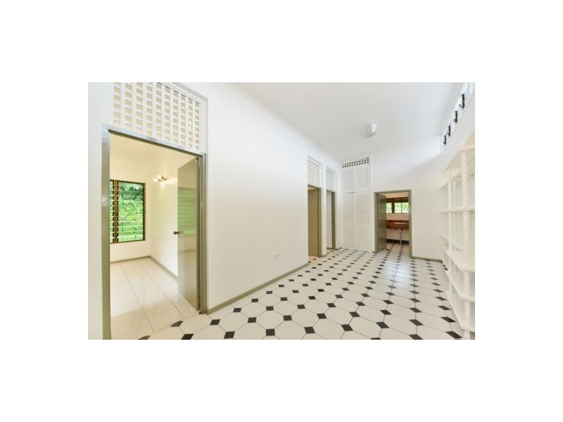 5 Alison Close, Edge Hill QLD 4870