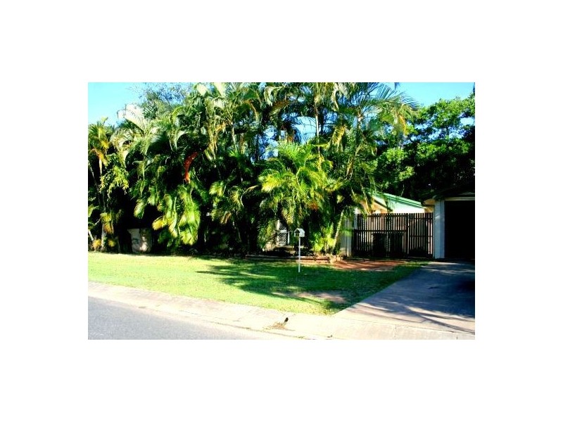 30 Dodd Court, Mooroobool QLD 4870