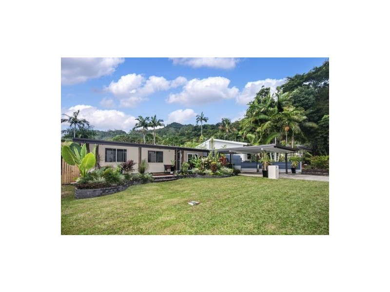 15 Avon Street, Stratford QLD 4870