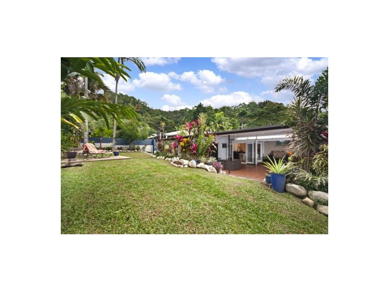 15 Avon Street, Stratford QLD 4870