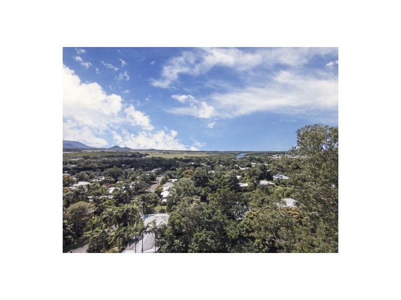 4 Michael Dwyer Close, Stratford QLD 4870