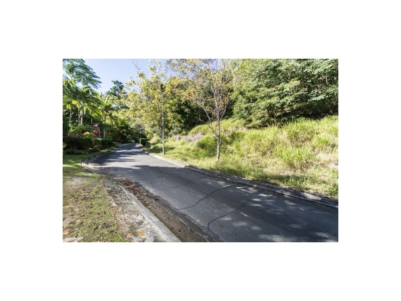 4 Michael Dwyer Close, Stratford QLD 4870