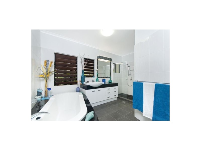 148 Woodward Street, Edge Hill QLD 4870