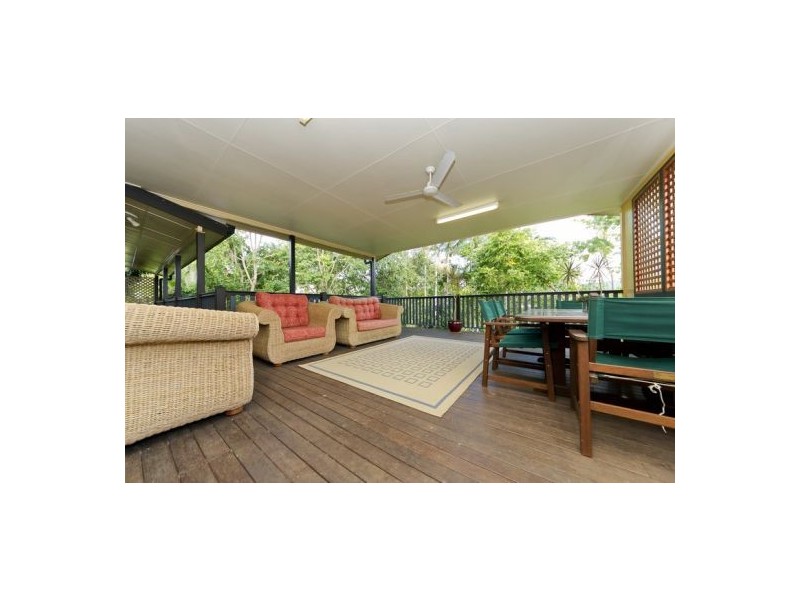 27 Oxley Street, Edge Hill QLD 4870