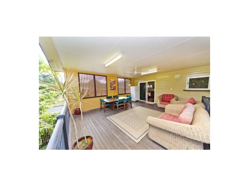 27 Oxley Street, Edge Hill QLD 4870