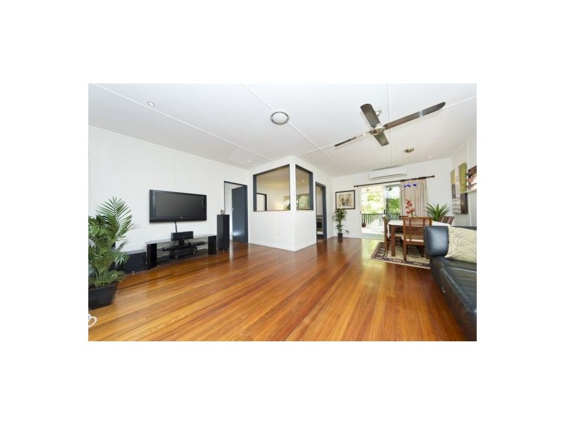 27 Oxley Street, Edge Hill QLD 4870