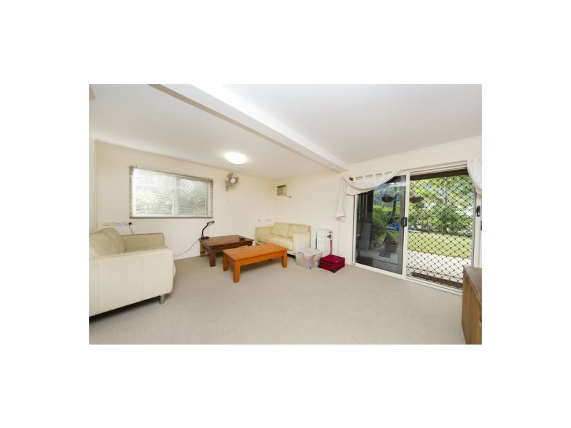 27 Oxley Street, Edge Hill QLD 4870