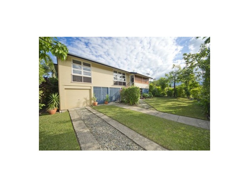 27 Oxley Street, Edge Hill QLD 4870
