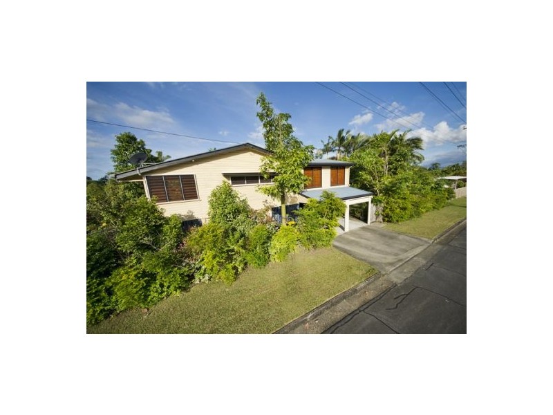 27 Oxley Street, Edge Hill QLD 4870