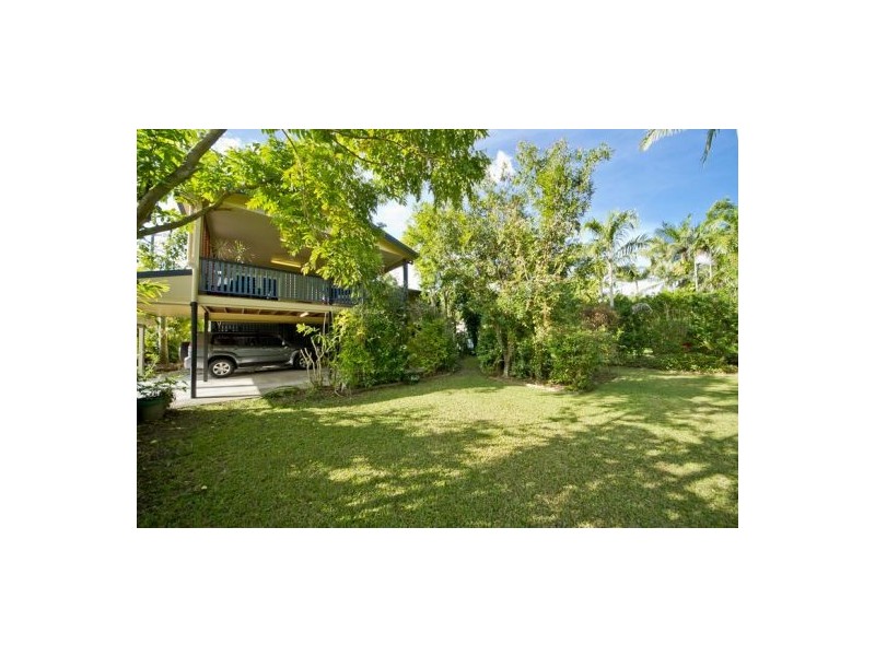 27 Oxley Street, Edge Hill QLD 4870
