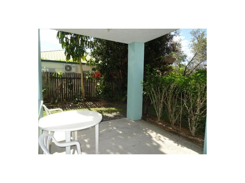 2/3 Ingham Court, Mooroobool QLD 4870