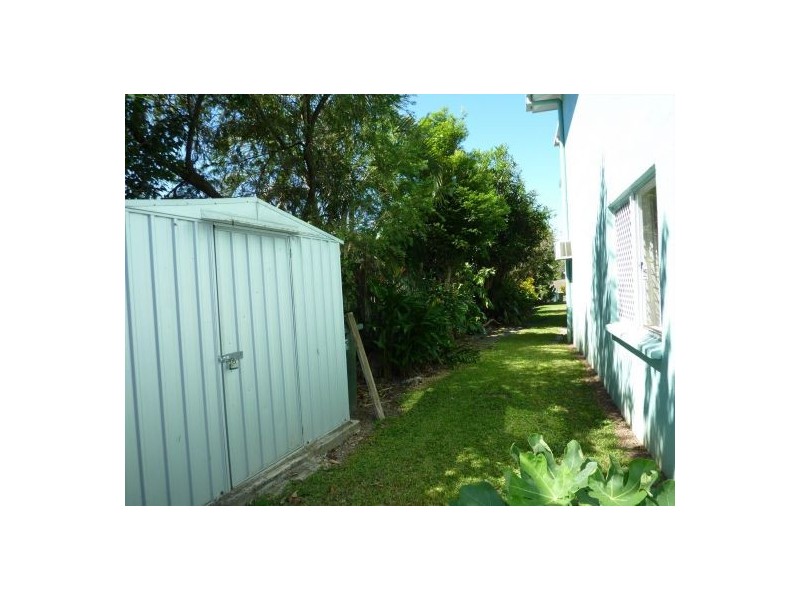 2/3 Ingham Court, Mooroobool QLD 4870