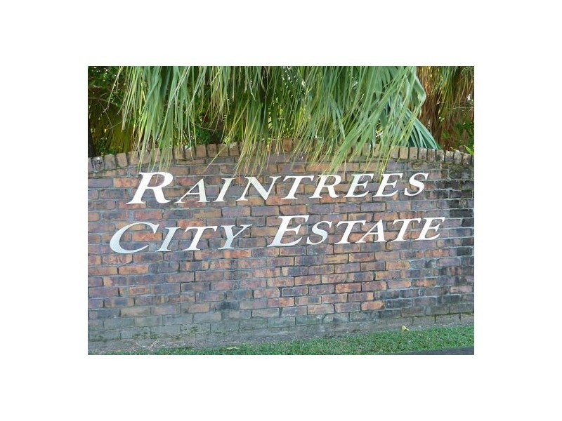 2/3 Ingham Court, Mooroobool QLD 4870