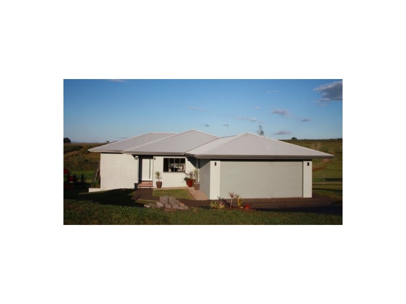 37 Anthony Drive, Atherton QLD 4883