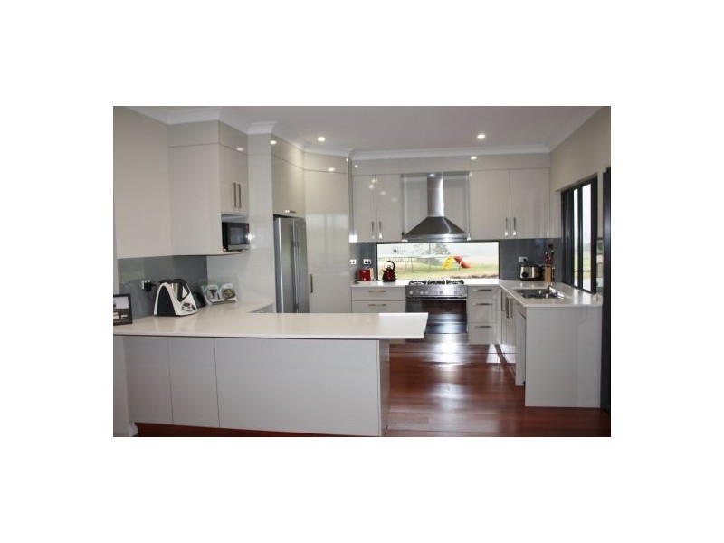 37 Anthony Drive, Atherton QLD 4883