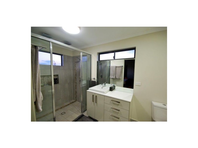37 Anthony Drive, Atherton QLD 4883
