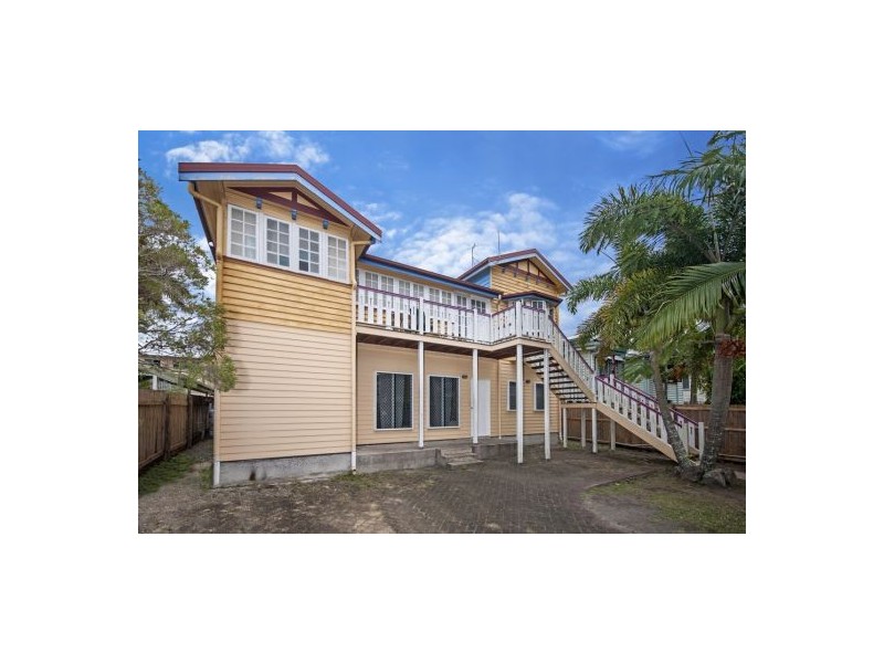 307 Lake Street, Cairns North QLD 4870