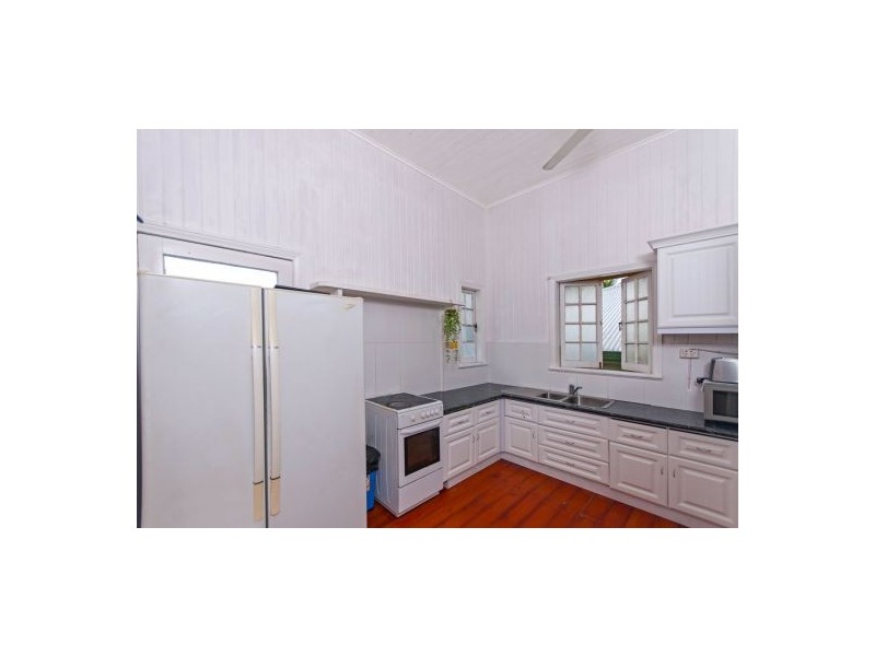 307 Lake Street, Cairns North QLD 4870
