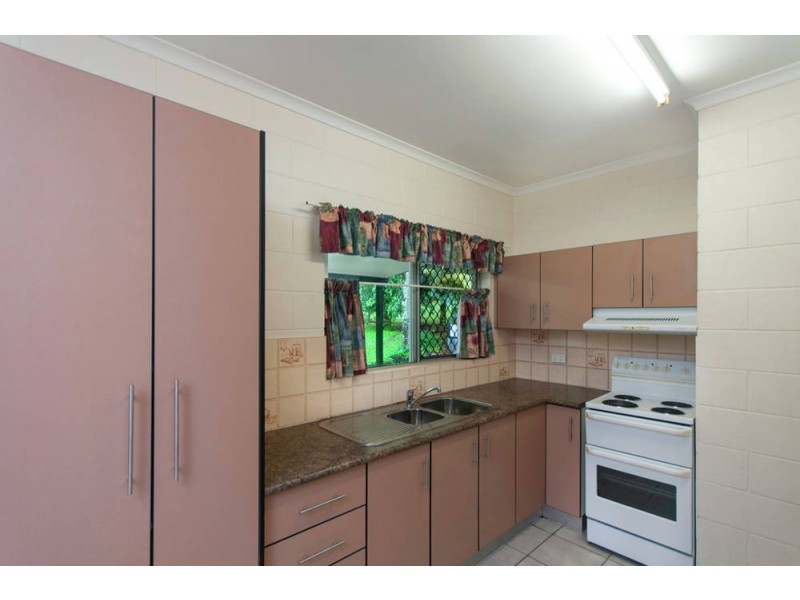 7 Kambara Street, White Rock QLD 4868