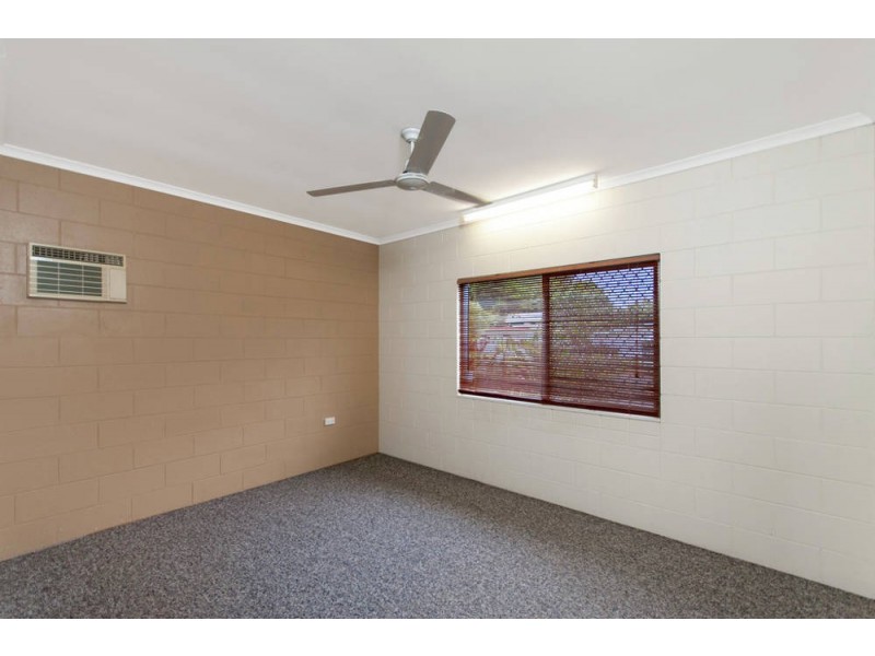 7 Kambara Street, White Rock QLD 4868