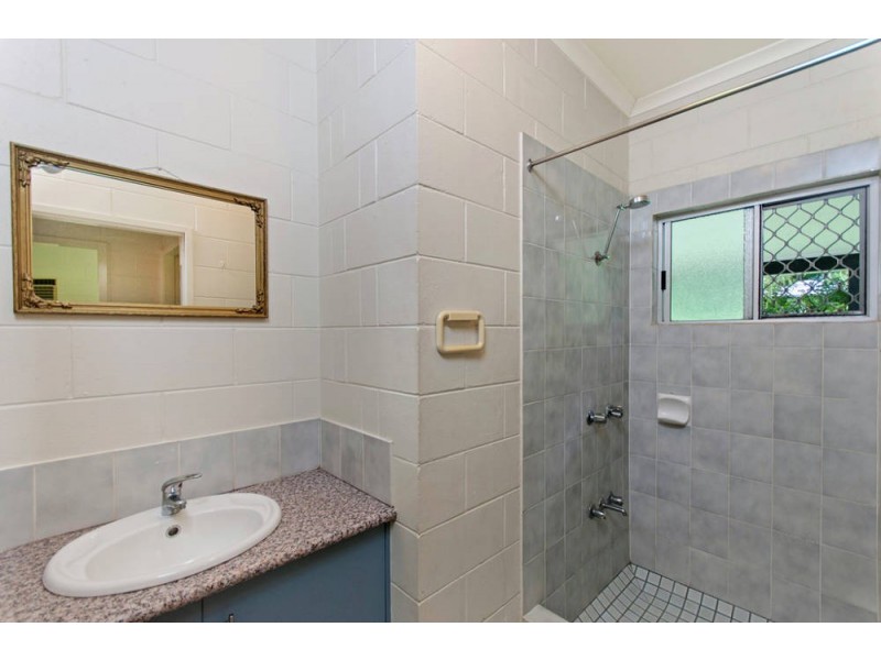 7 Kambara Street, White Rock QLD 4868